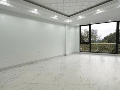 Có 102     Bán nhà mới, mặt phố Đền Lừ, Hoàng Mai 34/38T3 m2, 6 tầng, mặt tiền 4.6m, giá nhỉnh 15 tỷ 1