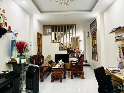 Cần bán gấp nhà mặt tiền khuê trung- đà nẵng gần lê đại hành vừa ở vừa cho thuê phòng trọ- 125m2 0