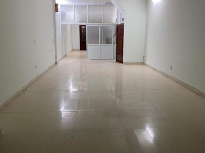 Chính chủ cho thuê nhà liền kề 5 tầng, sau chung cư five star garden 420 khương đình thanh xuân 4
