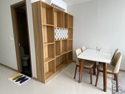 Cần tiền gấp . bán chuyển nhượng nhanh căn hộ 3n2vs tòa chung cư rose town 79 ngọc hồi . căn hiếm 2