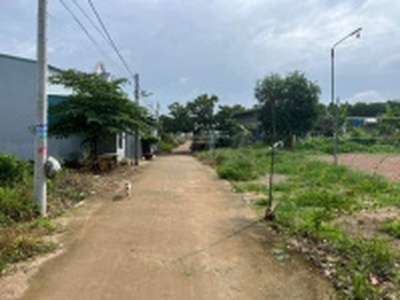 Bán ngay cạnh khu công nghiệp bầu bàn giá 275 triệu 0