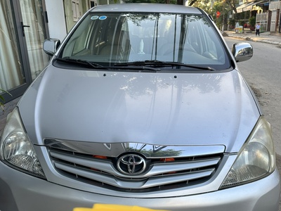 Bán Toyota innova 2009 số sàn 0