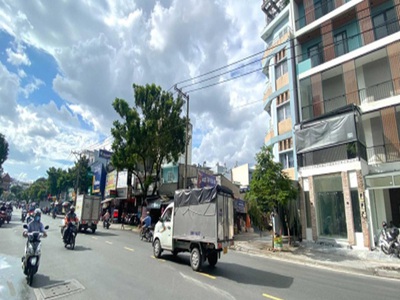 Bán nhà mt kd hạ chào 30 tỷ, hòa bình, p5, q11. 551m2, 4 tấng, ngang 25m 1