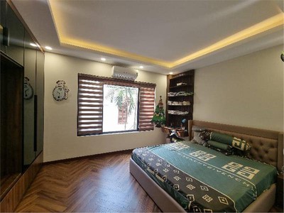 Bán nhà nguyễn sơn bồ đề  long biên 74m  7 tầng  16 tỷ nhìn là mê. 2