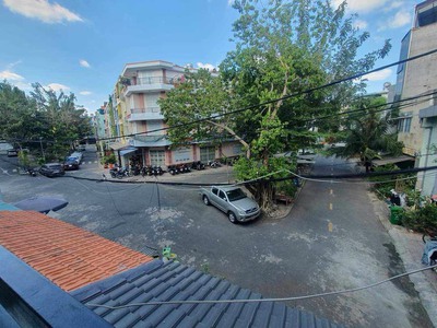 Khu phân lô himlam linh chiểu thủ đức. 4 tầng,  ngang 6.5m, 2 mặt tiền, vừa ở vừa kinh doanh đa 3