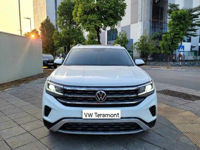 Teramont 2022 lướt, chính chủ SG màu trắng 0