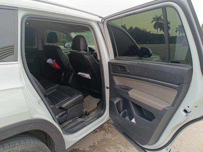 Teramont 2022 lướt, chính chủ SG màu trắng 1