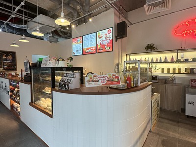 Cho thuê mặt bằng kinh doanh Mipec Rubik 360 Xuân Thủy, Phường Dịch Vọng Hậu, Quận Cầu Giấy. DT 130m 2