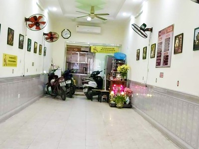 Bán nhà mặt đường Cát Dài,  Lê Chân, Hải Phòng đối diện Việt Tiệp 70m2. Sản phẩm HIẾM 2