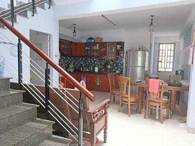 Bán nhà 3 tầng đường Phạm Phú Tiết, Phường Khuê Trung, Cẩm Lệ sau lưng Nguyễn Hữu Thọ 0