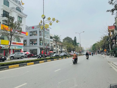 Cho thuê nhà mặ phố Mê Linh, Vĩnh Yên, Vĩnh Phúc. Giá 25 triệu/ tháng 0