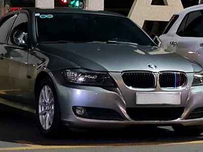 BMW 3 Series 320i 2009 0