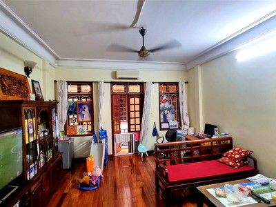 Đèn chùm treo Trần Đức đẹp 54