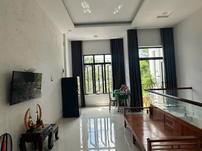 Nhà 2 tầng mặt tiền lê gia đỉnh kqh bàu vá , thuỷ xuân, tp huế hàng từ dân đường 17,5m giá hơn 3tỷ 2