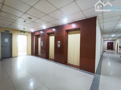Gia đình định cư chuyển nhượng căn hộ 19 đại từ hoàng mai 119m 3pn full nội thất tiện ích vip chỉ 3