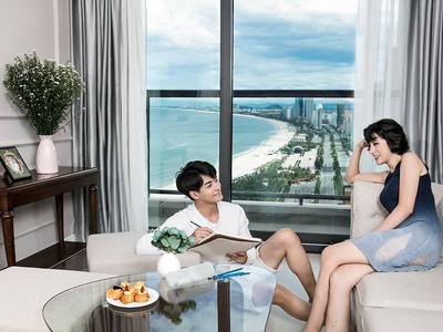 CC cần sang nhượng gấp căn hộ mặt biển Mỹ Khê full nội thất Altara Suite - Alphanam giá cắt lỗ 1 tỷ. 0