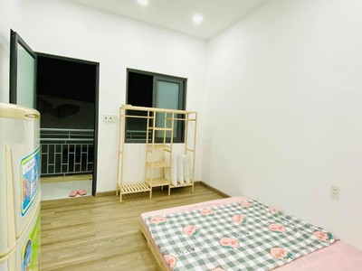Chí chủ cho thuê chdv, phòng trọ, mặt tiền 3/2 full nội thất có bang công 2