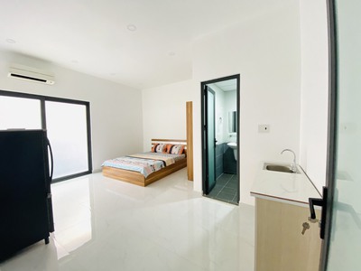 Chí chủ cho thuê chdv, phòng trọ, mặt tiền 3/2 full nội thất có bang công 0