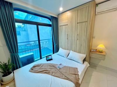 Đèn chùm treo Trần Đức đẹp 2525
