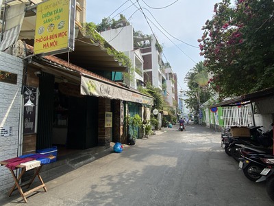 Bán nhà3 tầng ngay mặt tiền Điện Biên Phủ, P4,Q3.DT:5,5x17, giá:19.9 tỷ 2