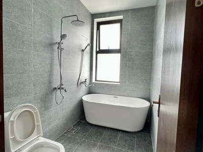 Tôi cần bán nhà 3 tầng kiệt ô tô k268 tô hiệu - để lại nội thất y hình 3