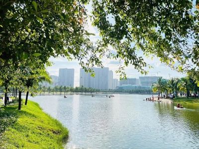 Bán gấp giảm 1 tỷ căn 2pn nội thất cao cấp , phân khu the beverly vinhomes grand park, 2
