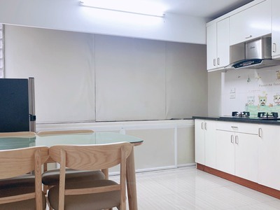 Cho thuê căn hộ tập thể tô hiệu cầu giấy. 2 ngủ, full nội thất, máy giặt 8.5 tr/tháng 2