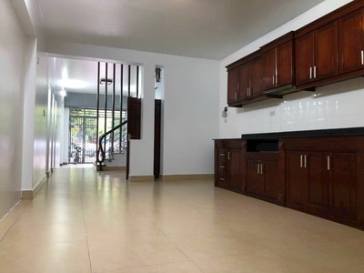 Bán nhà 4 tầng MP Bạch Năng Thi, Đông Nam Cường, TP HD, 72m2, mt 4m, 4 ngủ, chỉ 6 tỷ 0