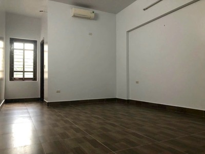 Bán nhà 4 tầng MP Bạch Năng Thi, Đông Nam Cường, TP HD, 72m2, mt 4m, 4 ngủ, chỉ 6 tỷ 7