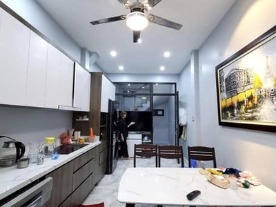 Bán Gấp Nhà Đại Từ - Hoàng Mai , DT48m2, 5 Tầng , Giá hơn 4Tỷ , Ngõ nông 0