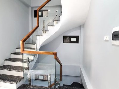 Bán Gấp Nhà Đại Từ - Hoàng Mai , DT48m2, 5 Tầng , Giá hơn 4Tỷ , Ngõ nông 3