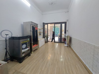 Cho thuê mặt bằng kinh doanh, mặt ngõ, ô tô tránh 56m2, mb tầng 1, 4m, 7 triệu. 1