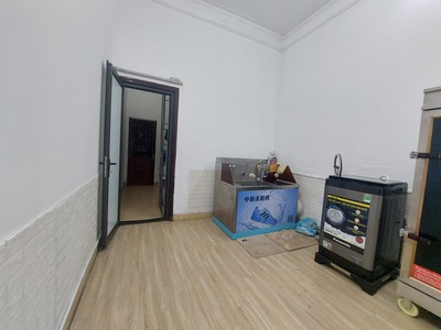 Cho thuê mặt bằng kinh doanh, mặt ngõ, ô tô tránh 56m2, mb tầng 1, 4m, 7 triệu. 3