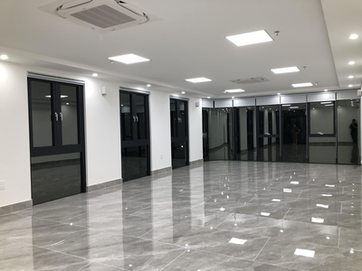Bán đồng hồ roamer và candino 228