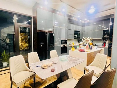 Bán đồng hồ roamer và candino 474