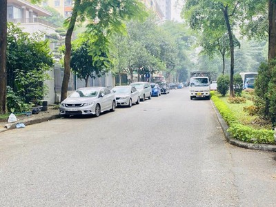 Bán đồng hồ roamer và candino 453