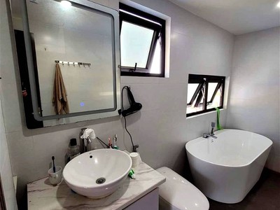 Bán đồng hồ roamer và candino 64
