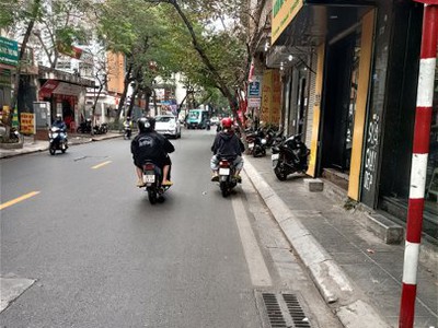 Bán đồng hồ roamer và candino 1097