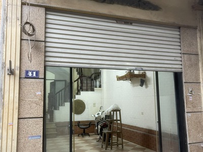 Cho thuê nhà ngõ 299 đường Hoàng Mai-4 tầng ô tô  đỗ cửa mặt tiền 5m-gias 13tr/tháng. 1