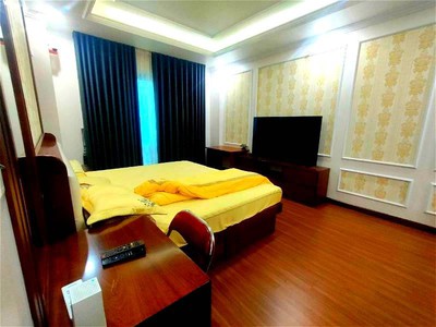 Bán đồng hồ roamer và candino 131