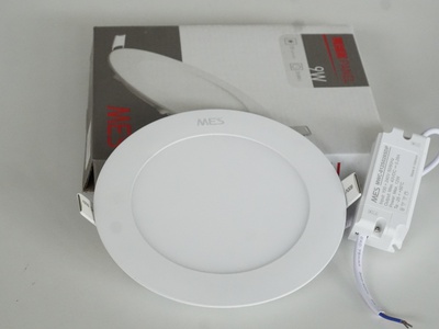 Đèn LED panel 9w - Sản phẩm chiếu sáng tiết kiệm điện, chất lượng cao đang được giảm giá 50 2