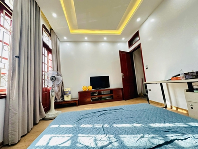 Bán đồng hồ roamer và candino 1747