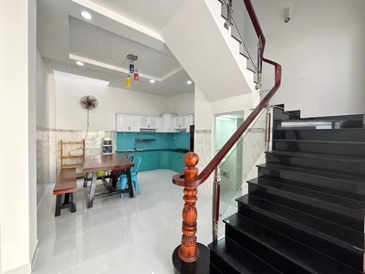 Xe hơi tới nhà 4 tầng tt nhà bè nở hậu vuông vức gần 60m2 nhỉnh 5 tỷ 1