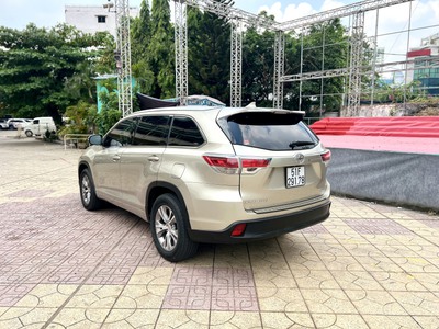 Bán nhanh Toyota Highlander - XLE 3.5. 4