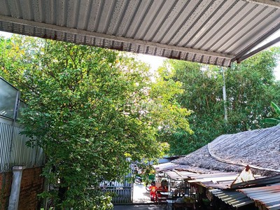 Chính chủ cần bán nhà vị trí trung tâm. 2