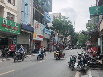 Chính chủ cho thuê căn hộ 2N1K tại phố chùa láng 132