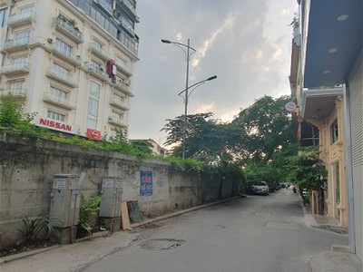 Chính chủ cho thuê căn hộ 2N1K tại phố chùa láng 300