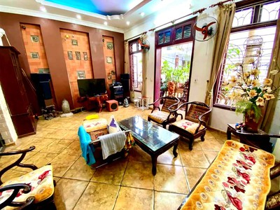 Chính chủ cho thuê căn hộ 2N1K tại phố chùa láng 38