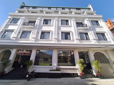 Bán khách sạn 3 sao hai bà trưng đà lạt 57 phòng 0