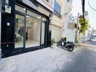 Chính chủ cho thuê căn hộ 2N1K tại phố chùa láng 348